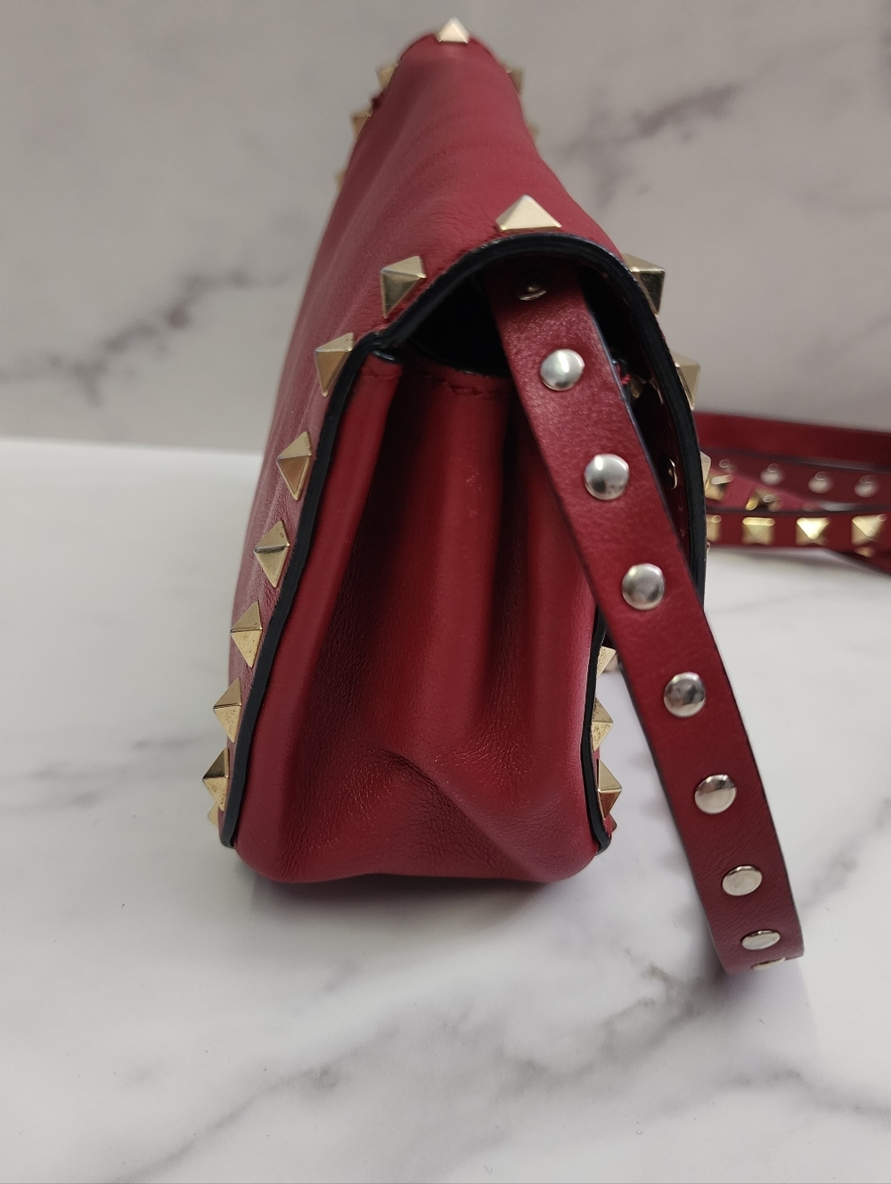 Authentic Red Leather Valentino Garavani Rockstud Shoulder Bag With Digital COA - Picture 4 of 13